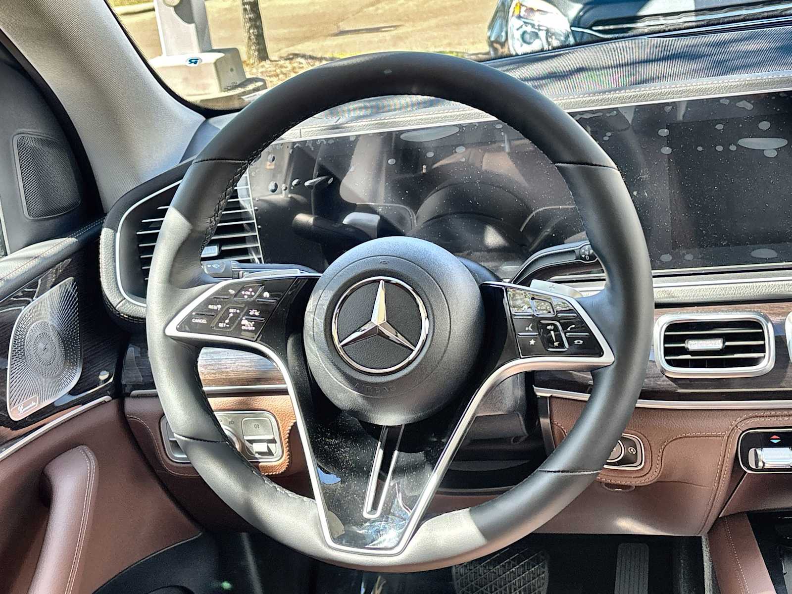 Thumbnail: 2026 Mercedes-Benz GLE - 21