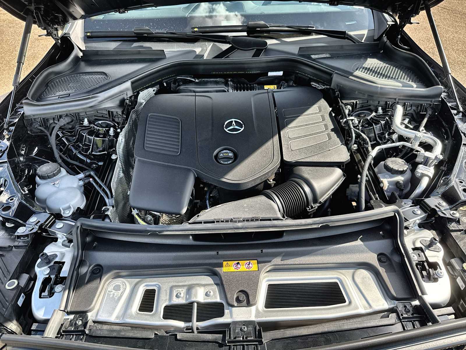 Thumbnail: 2026 Mercedes-Benz GLC - 13