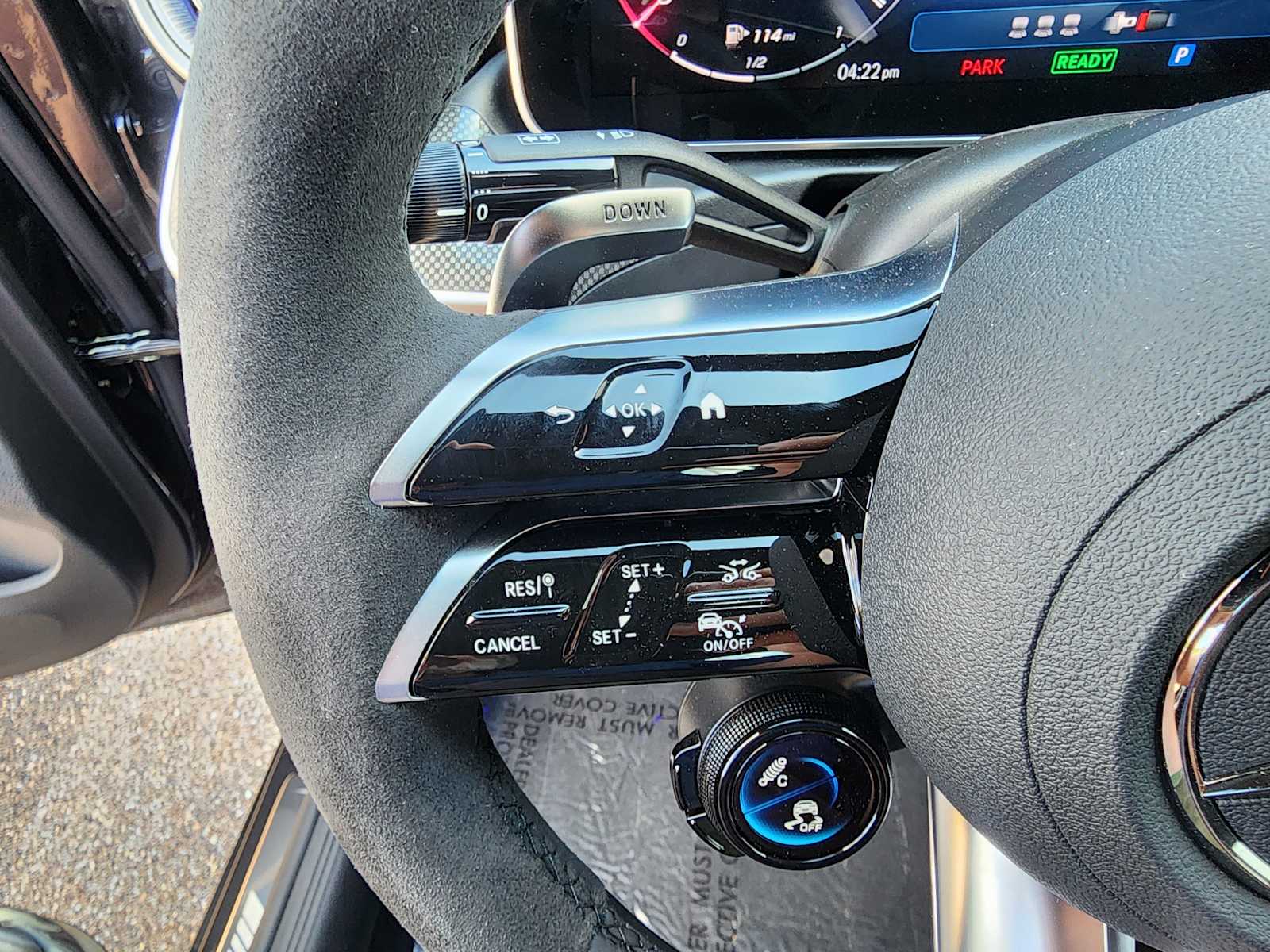 Thumbnail: 2025 Mercedes-Benz C-Class - 18