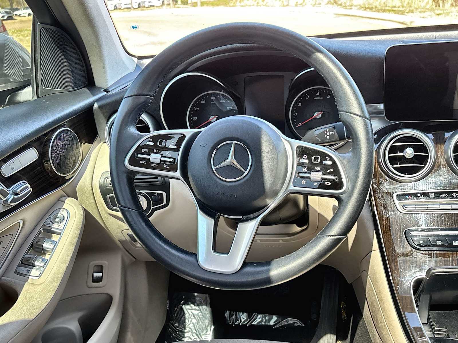 Thumbnail: 2021 Mercedes-Benz GLC - 21