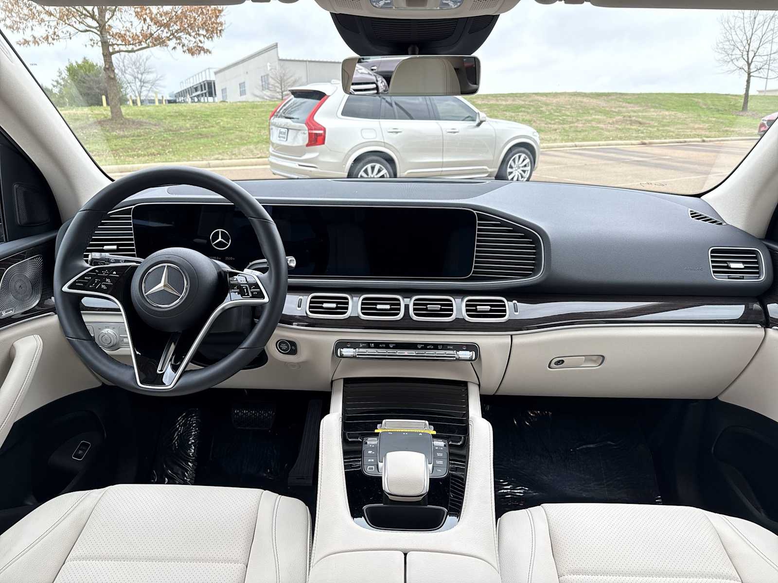 Thumbnail: 2026 Mercedes-Benz GLE - 14