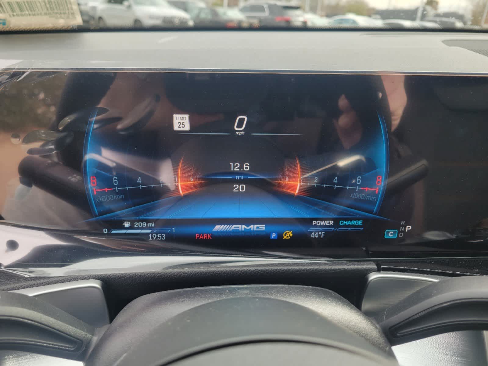 Thumbnail: 2025 Mercedes-Benz GLB - 7