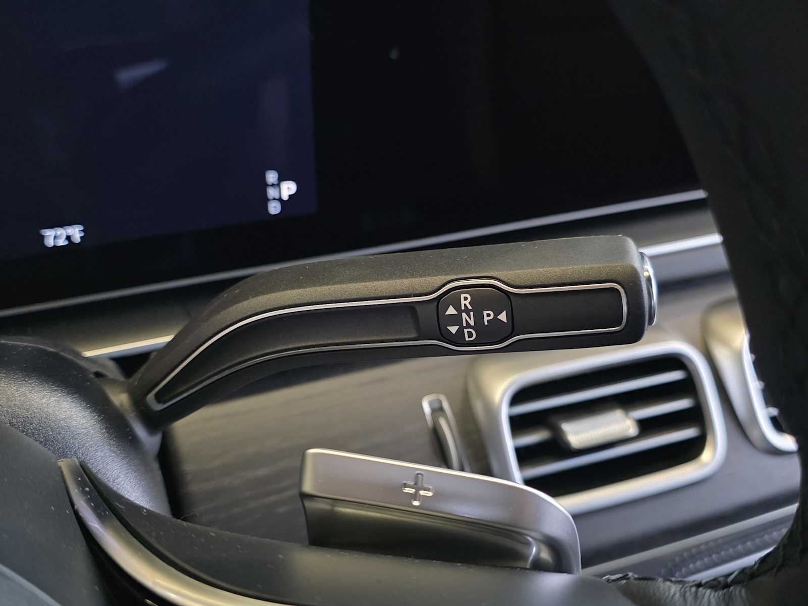 Thumbnail: 2026 Mercedes-Benz GLE - 24