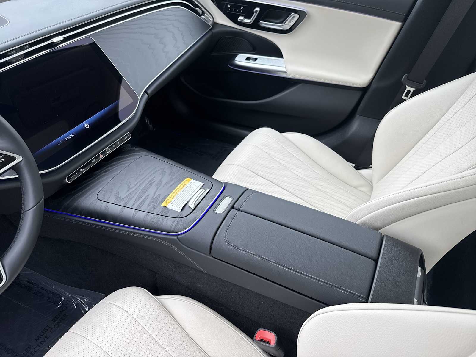 Thumbnail: 2026 Mercedes-Benz E-Class - 22