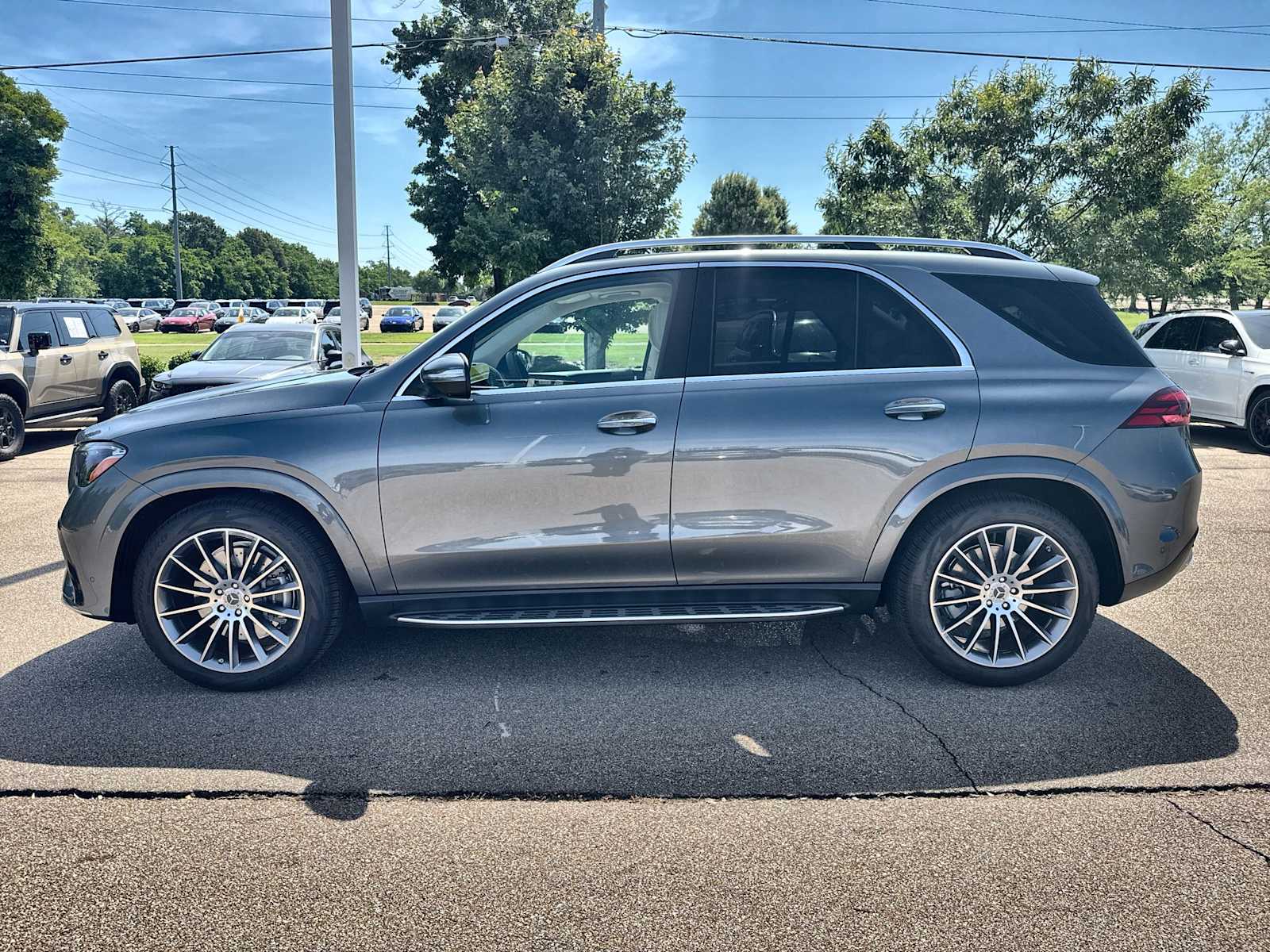 Thumbnail: 2026 Mercedes-Benz GLE - 5