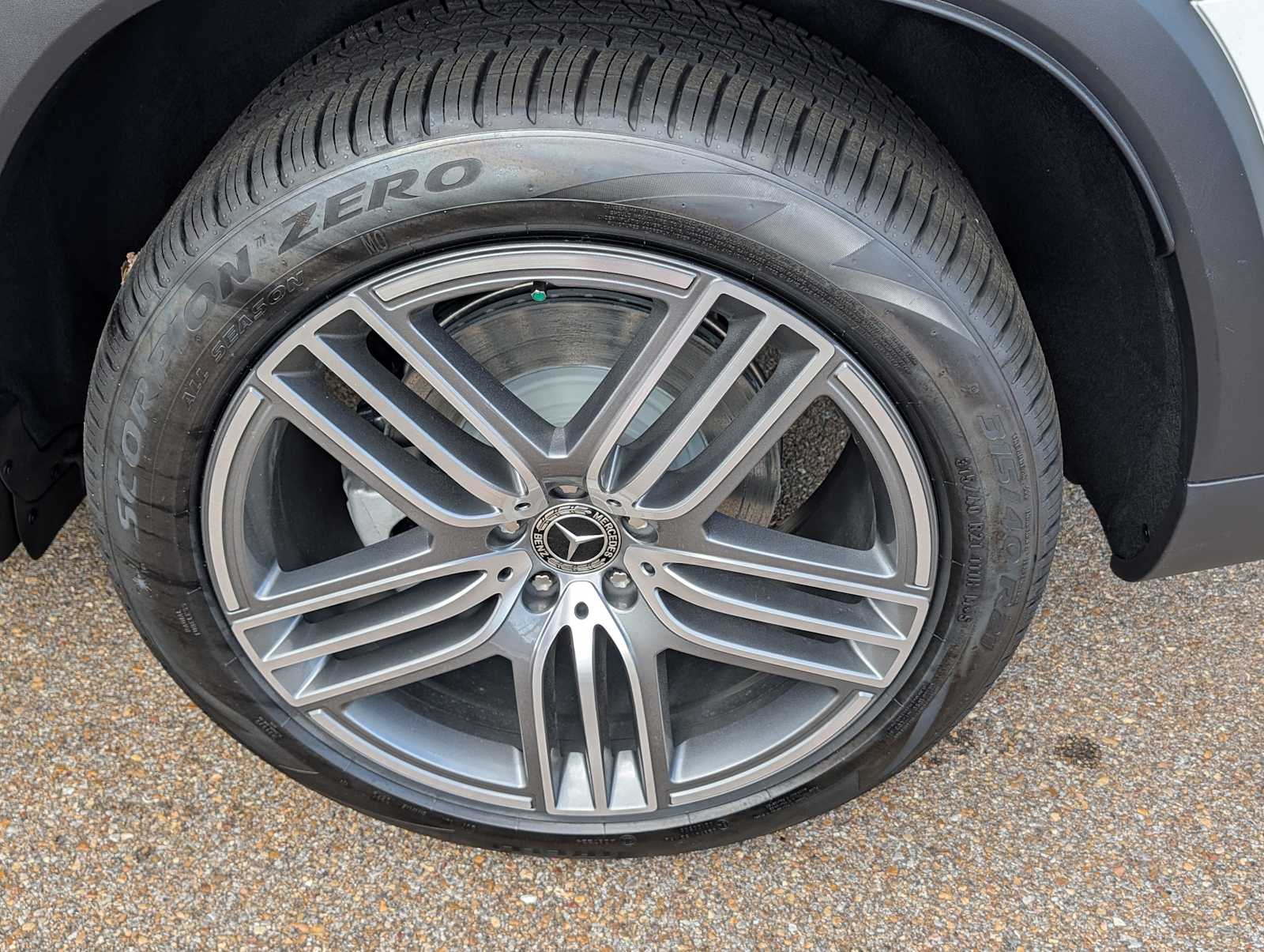 Thumbnail: 2026 Mercedes-Benz GLS - 31