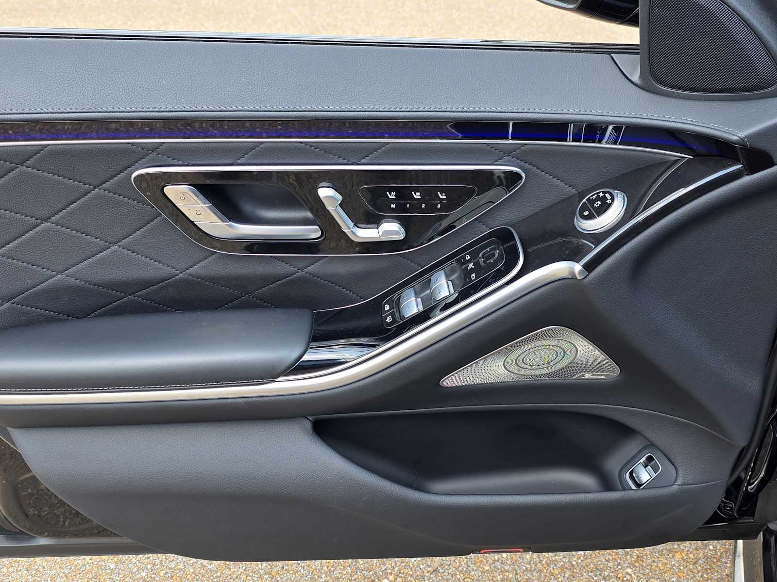 Thumbnail: 2025 Mercedes-Benz S-Class - 14