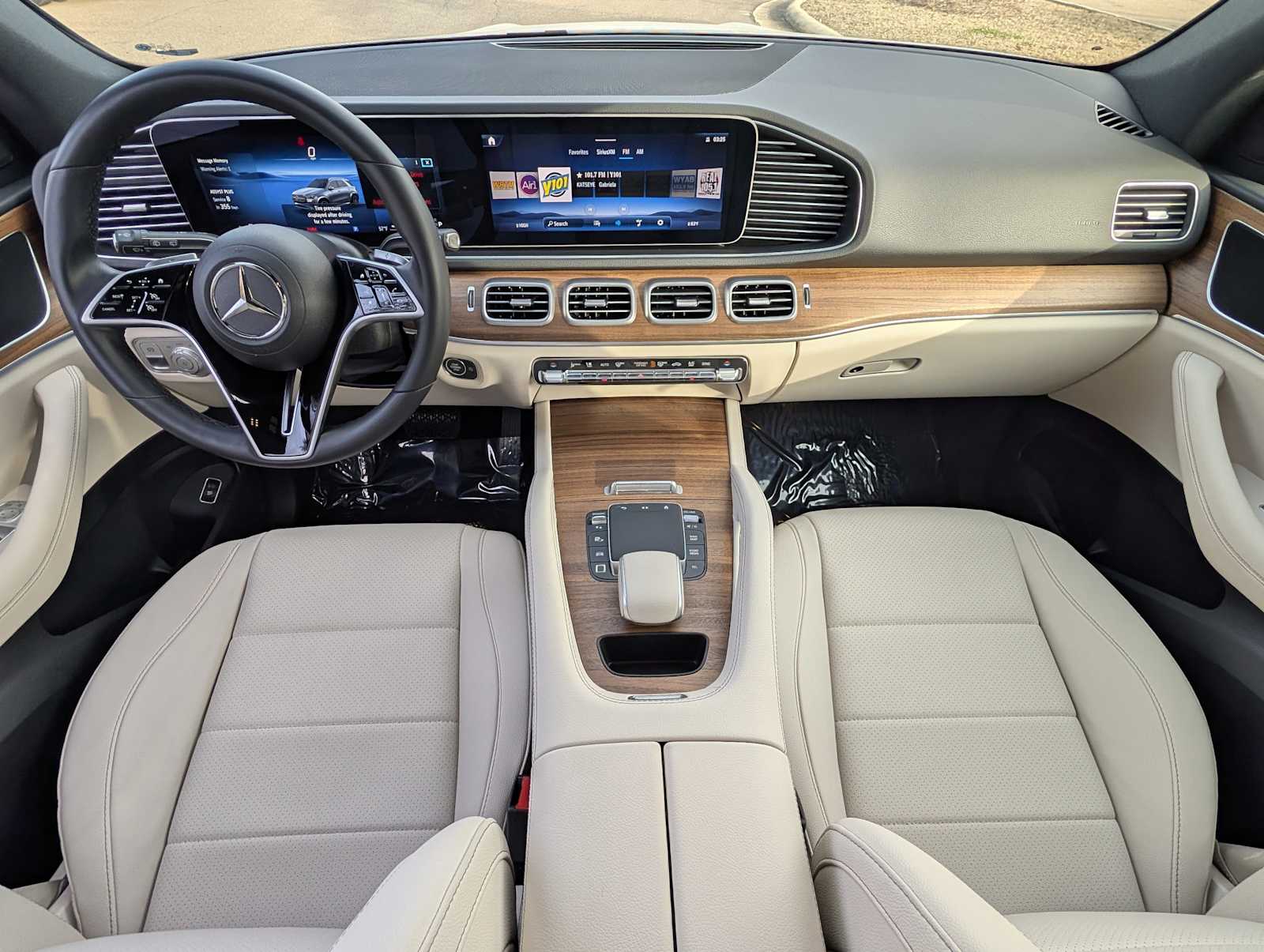 Thumbnail: 2026 Mercedes-Benz GLE - 10