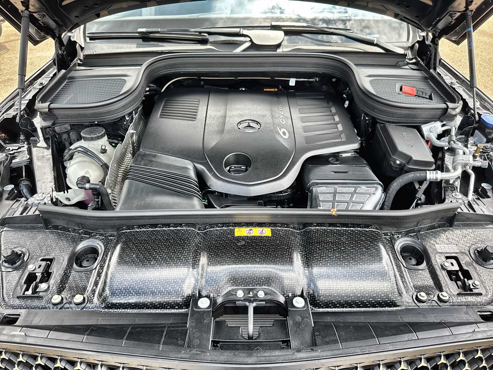 Thumbnail: 2026 Mercedes-Benz GLE - 13