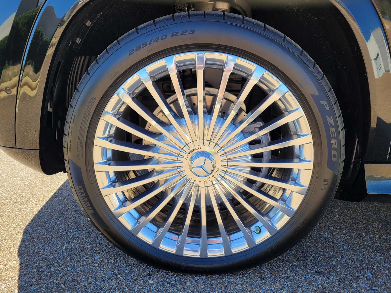 Thumbnail: 2025 Mercedes-Benz GLS - 27