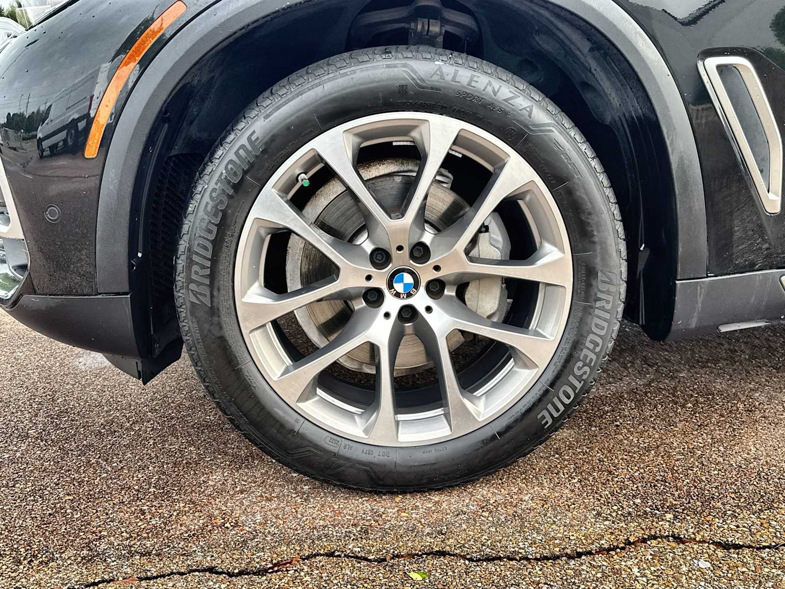 Thumbnail: 2023 BMW X5 - 14