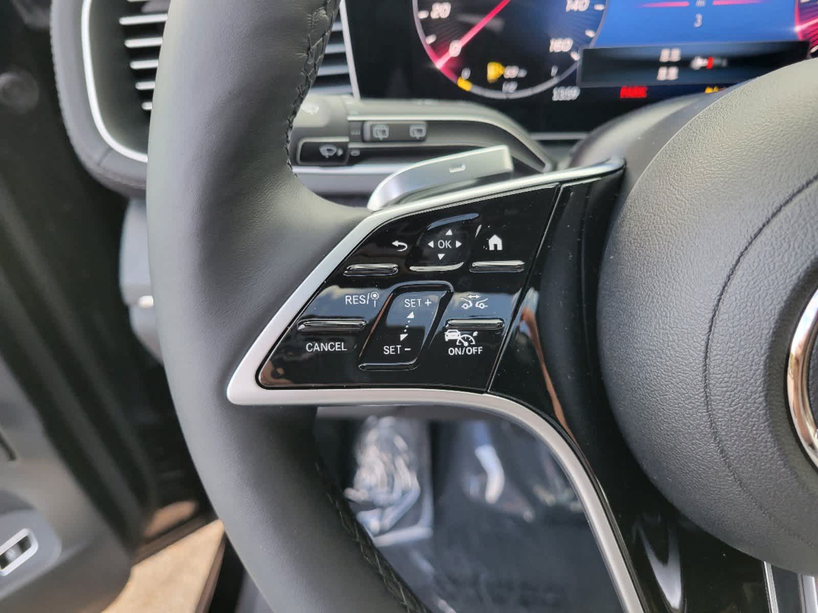 Thumbnail: 2025 Mercedes-Benz GLS - 19