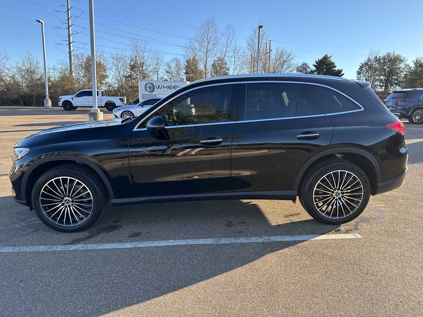 Thumbnail: 2026 Mercedes-Benz GLC - 3