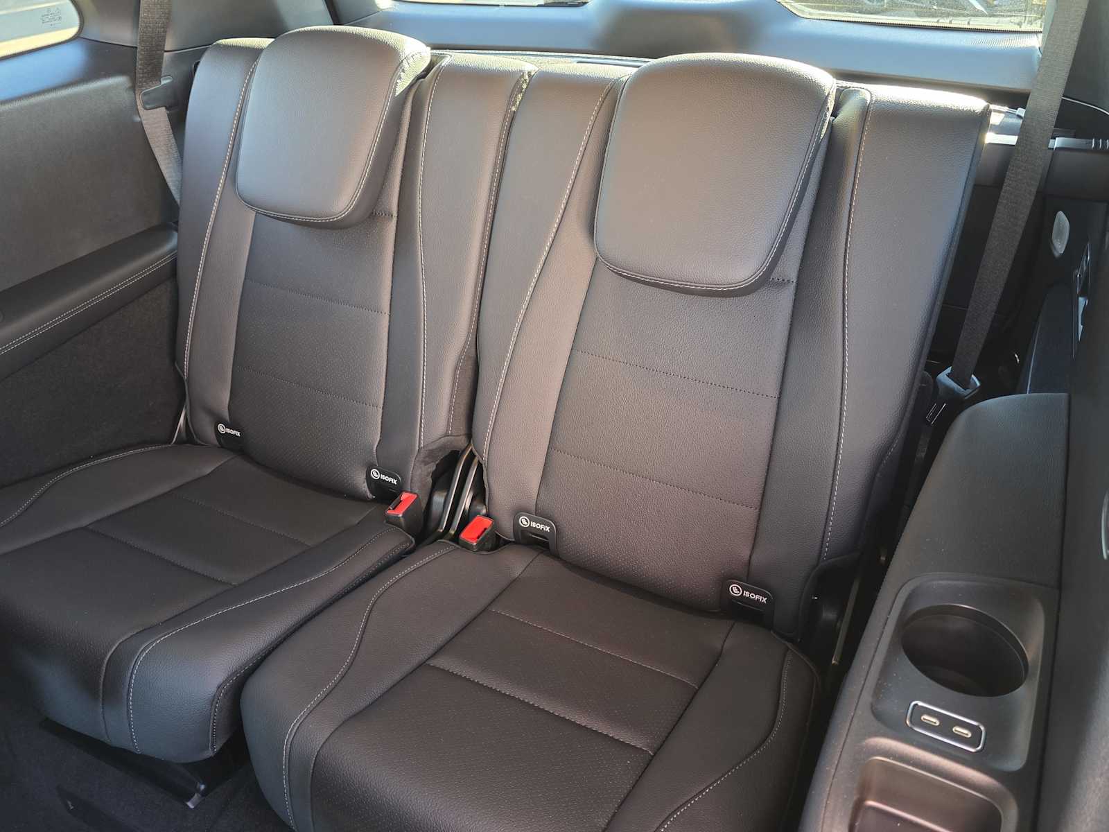 Thumbnail: 2025 Mercedes-Benz GLS - 17