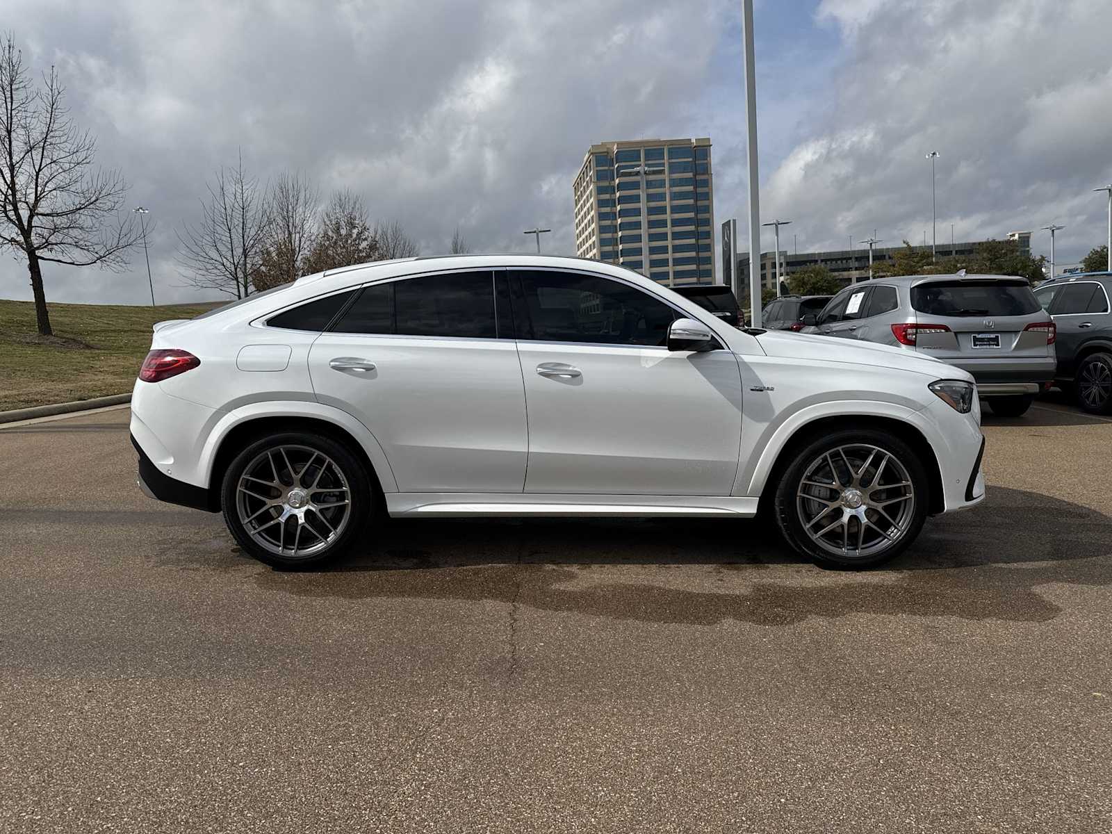 Thumbnail: 2026 Mercedes-Benz GLE - 7