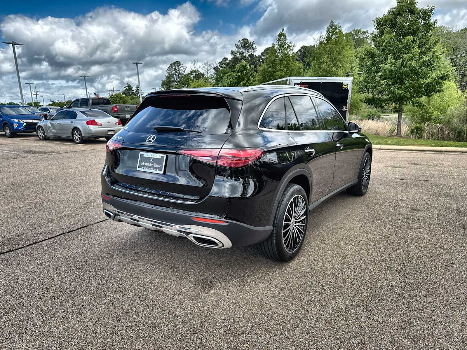 Thumbnail: 2026 Mercedes-Benz GLC - 8