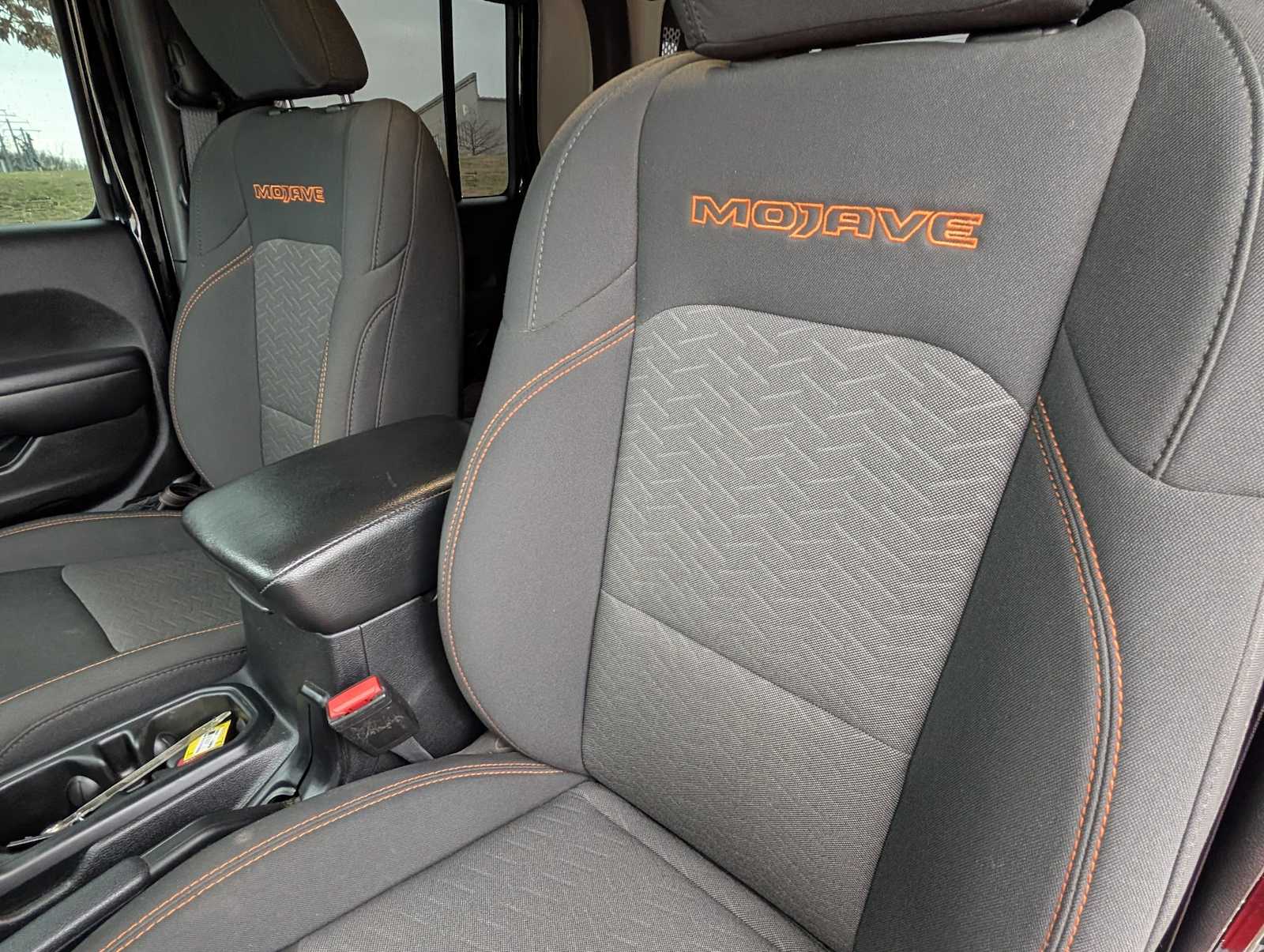 Thumbnail: 2021 Jeep Gladiator - 24