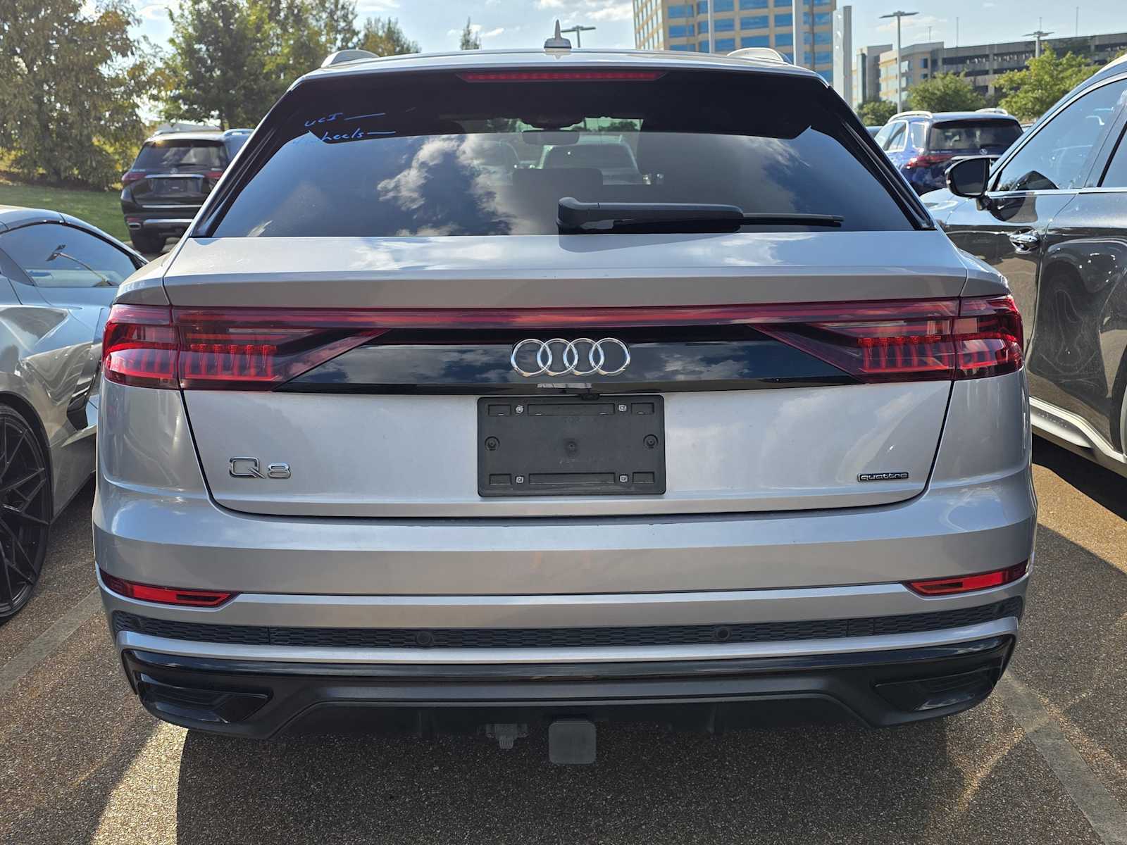 Thumbnail: 2020 Audi Q8 - 4