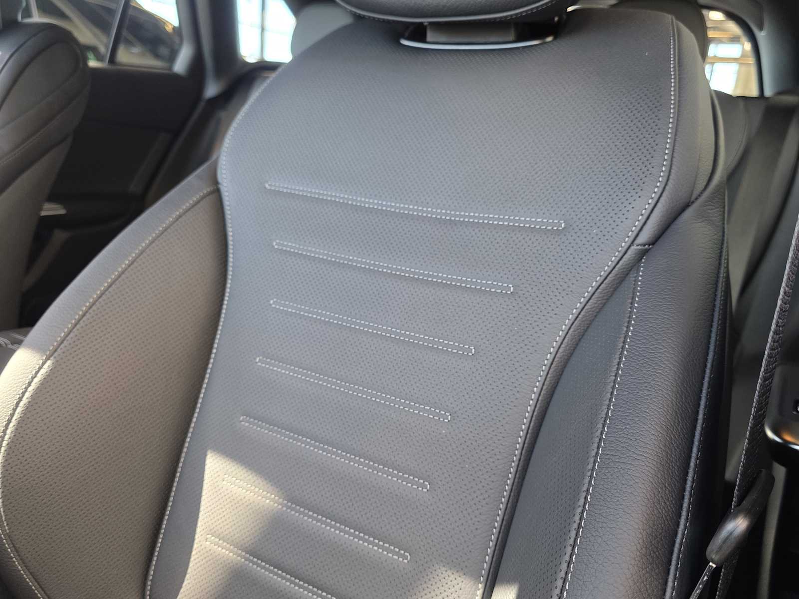 Thumbnail: 2026 Mercedes-Benz GLC - 16