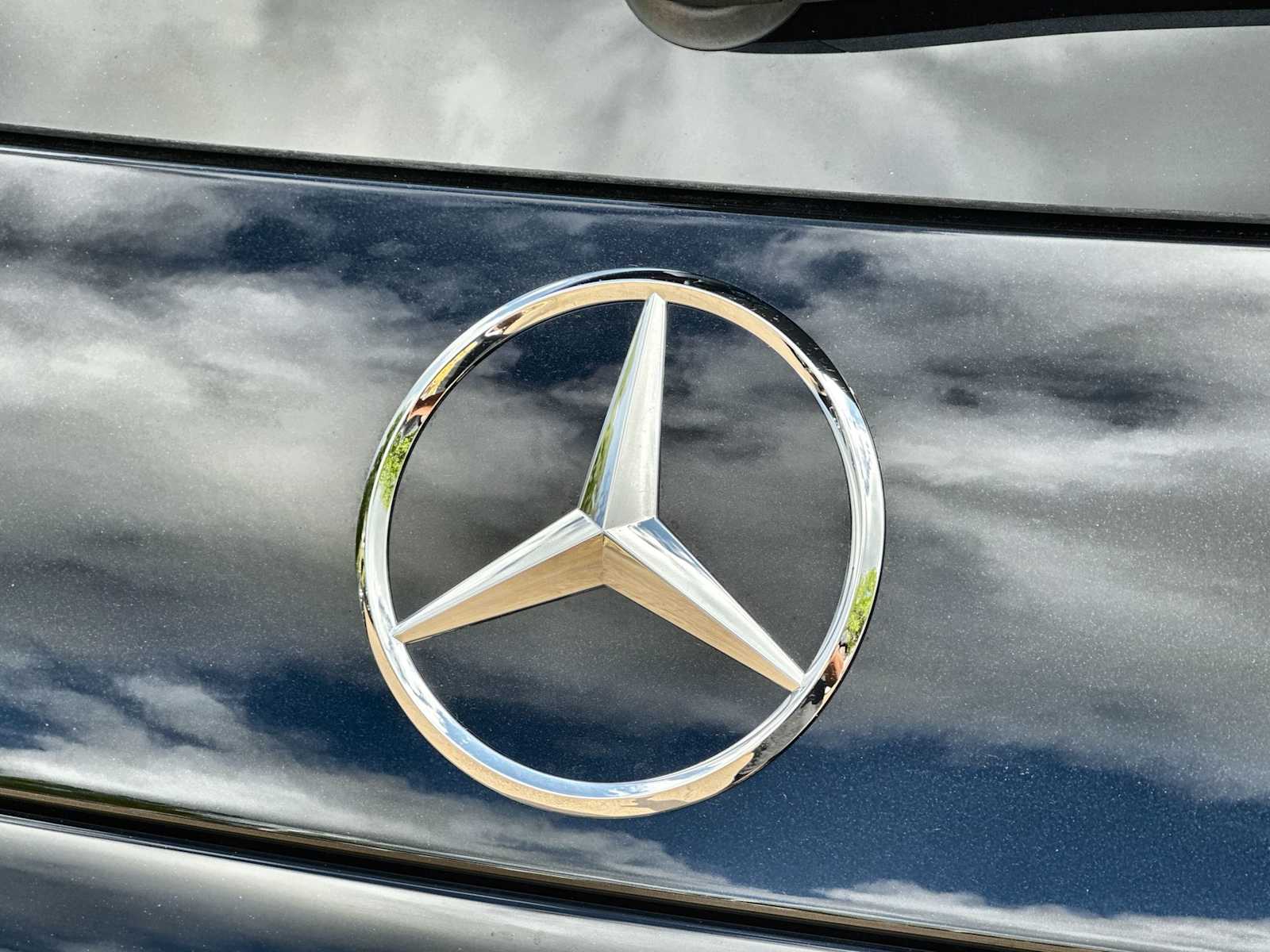 Thumbnail: 2026 Mercedes-Benz GLC - 16