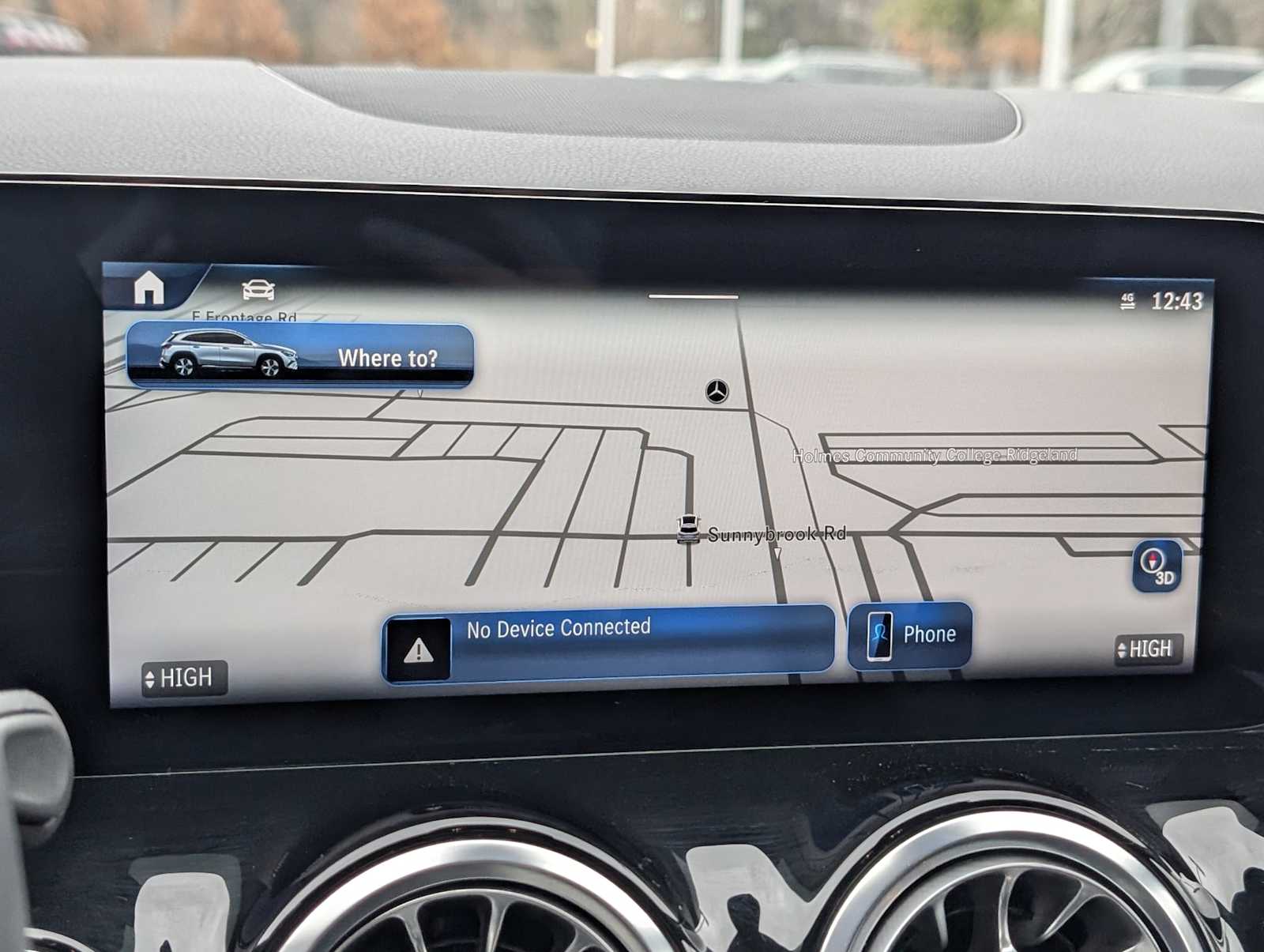 Thumbnail: 2025 Mercedes-Benz GLA - 15