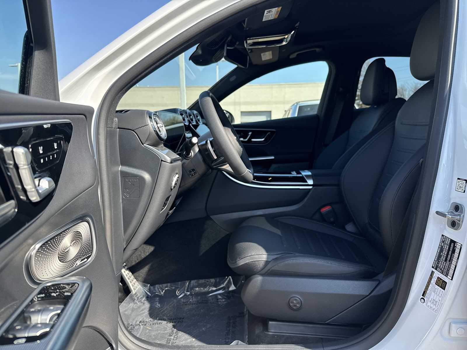 Thumbnail: 2026 Mercedes-Benz GLC - 2