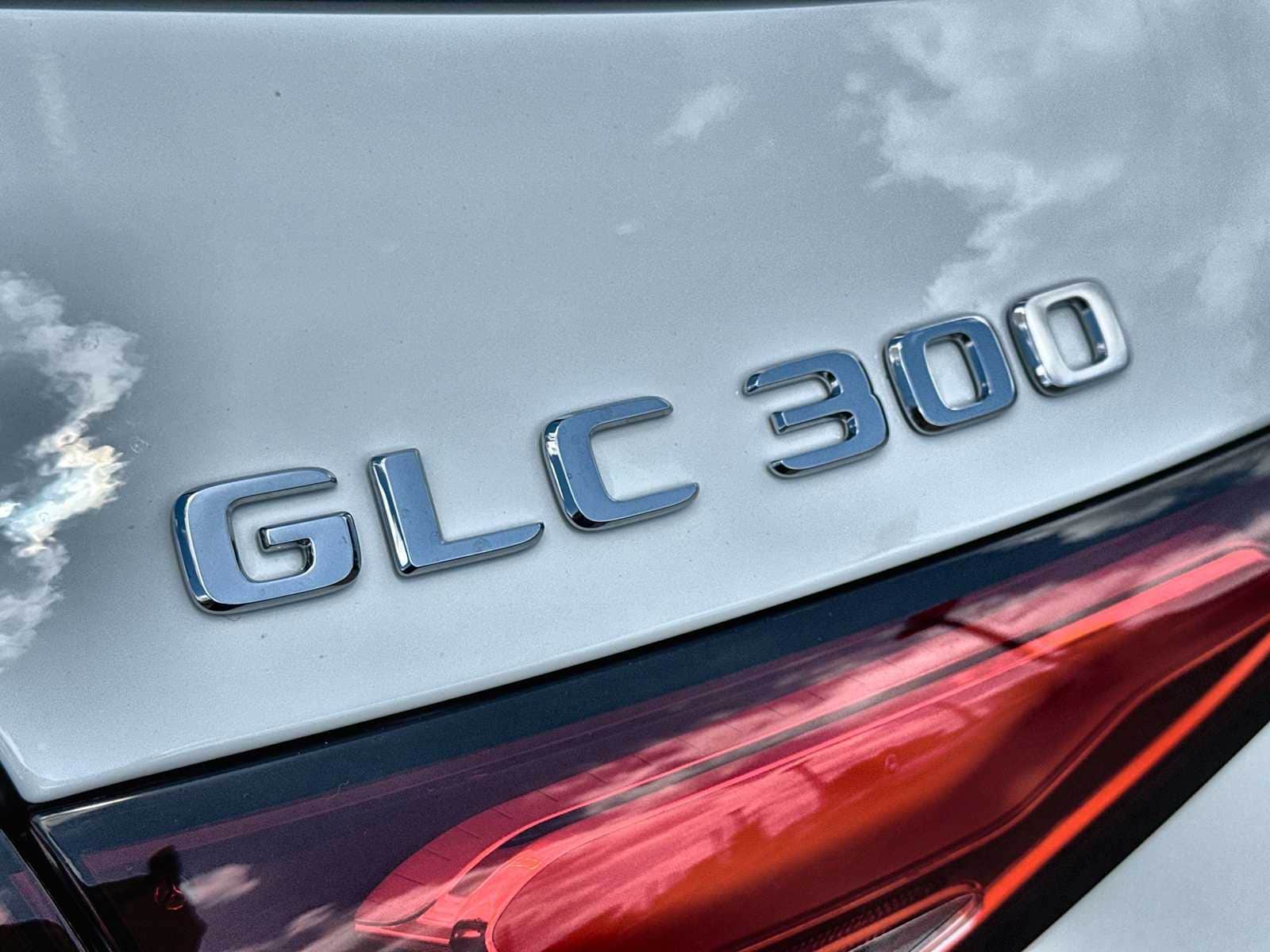 Thumbnail: 2026 Mercedes-Benz GLC - 15