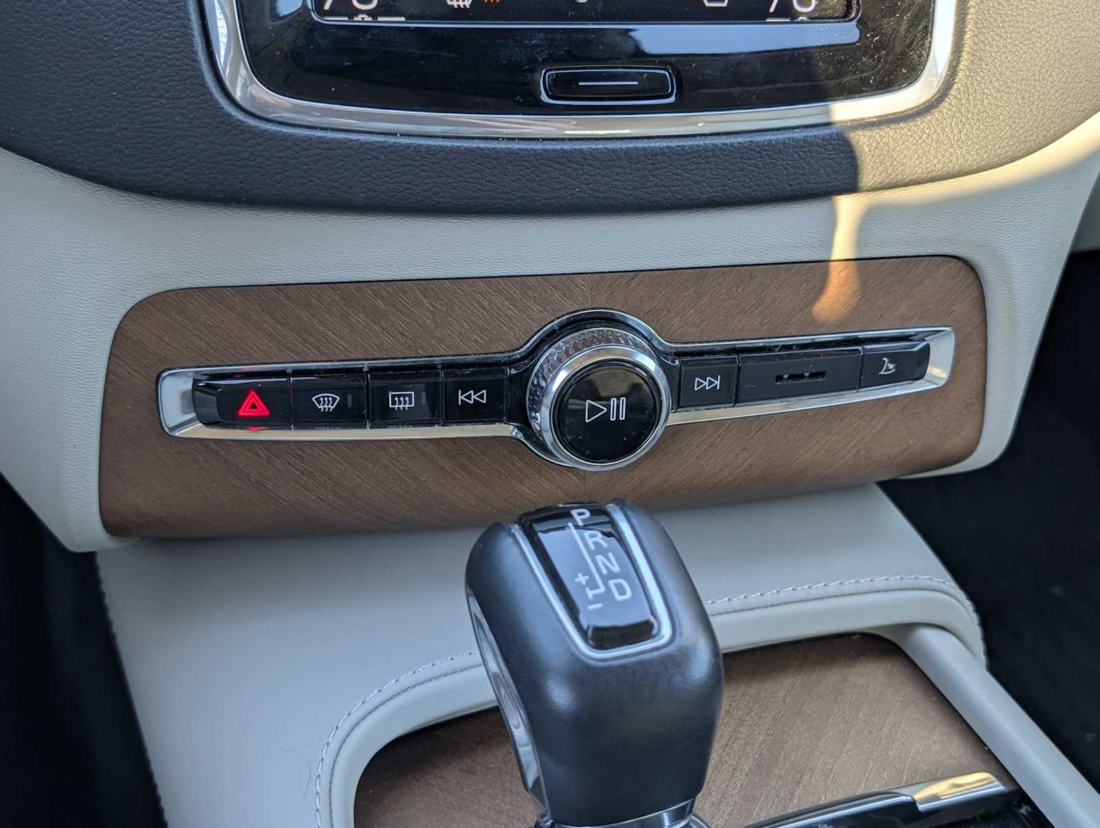 Thumbnail: 2018 Volvo XC90 - 19