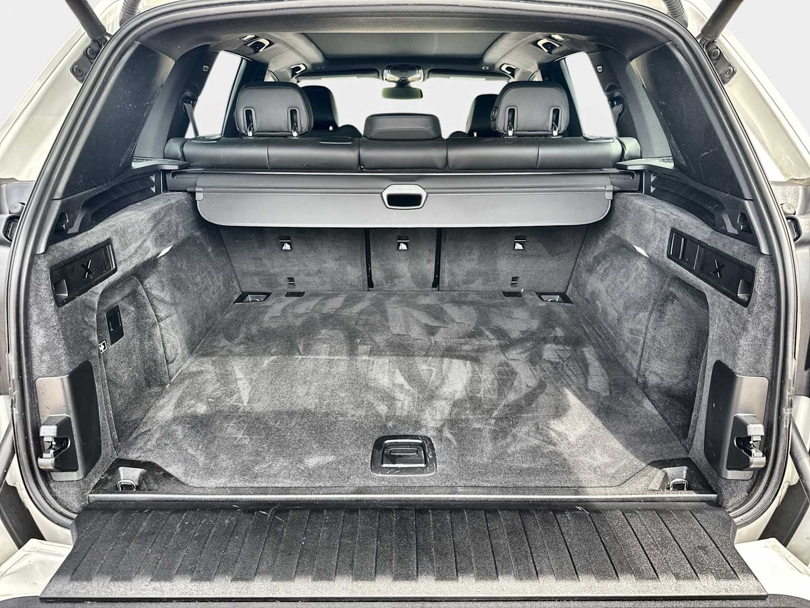 Thumbnail: 2023 BMW X5 - 16
