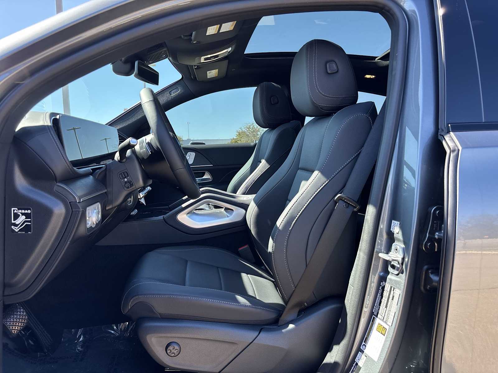 Thumbnail: 2026 Mercedes-Benz GLE - 14