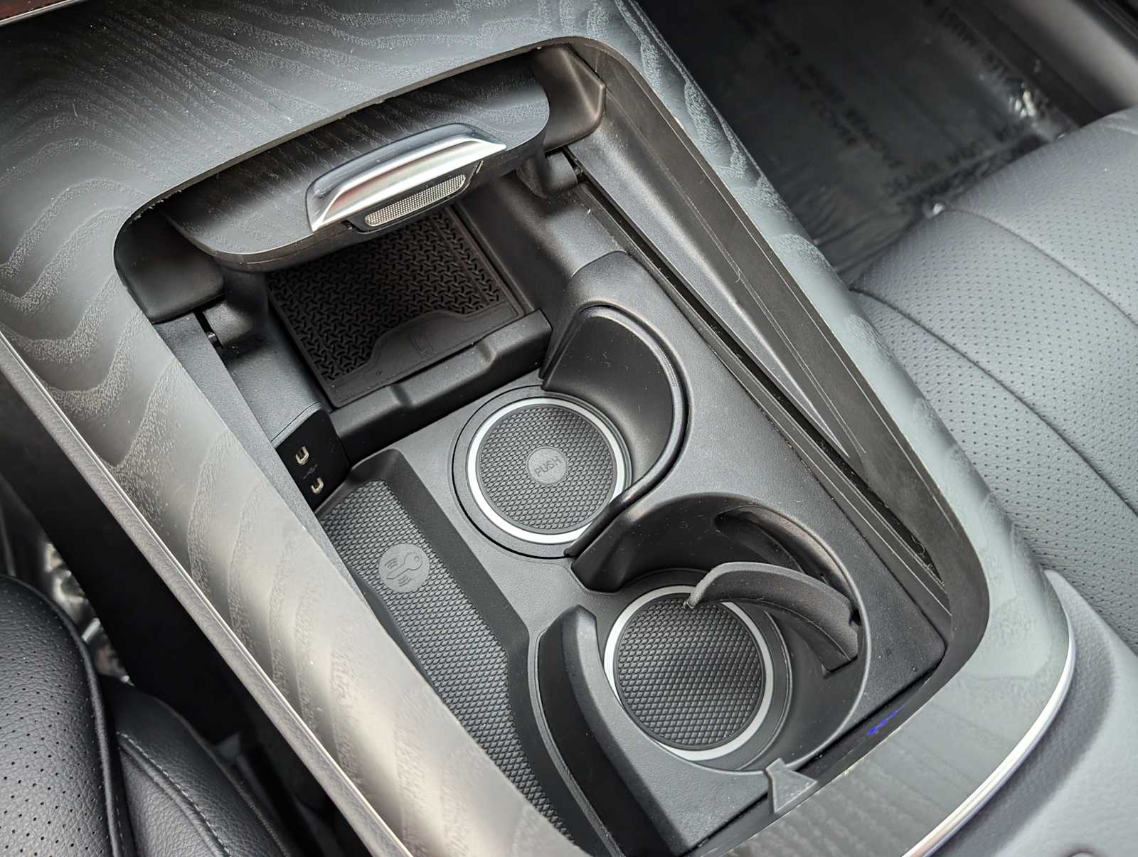 Thumbnail: 2025 Mercedes-Benz E-Class - 20