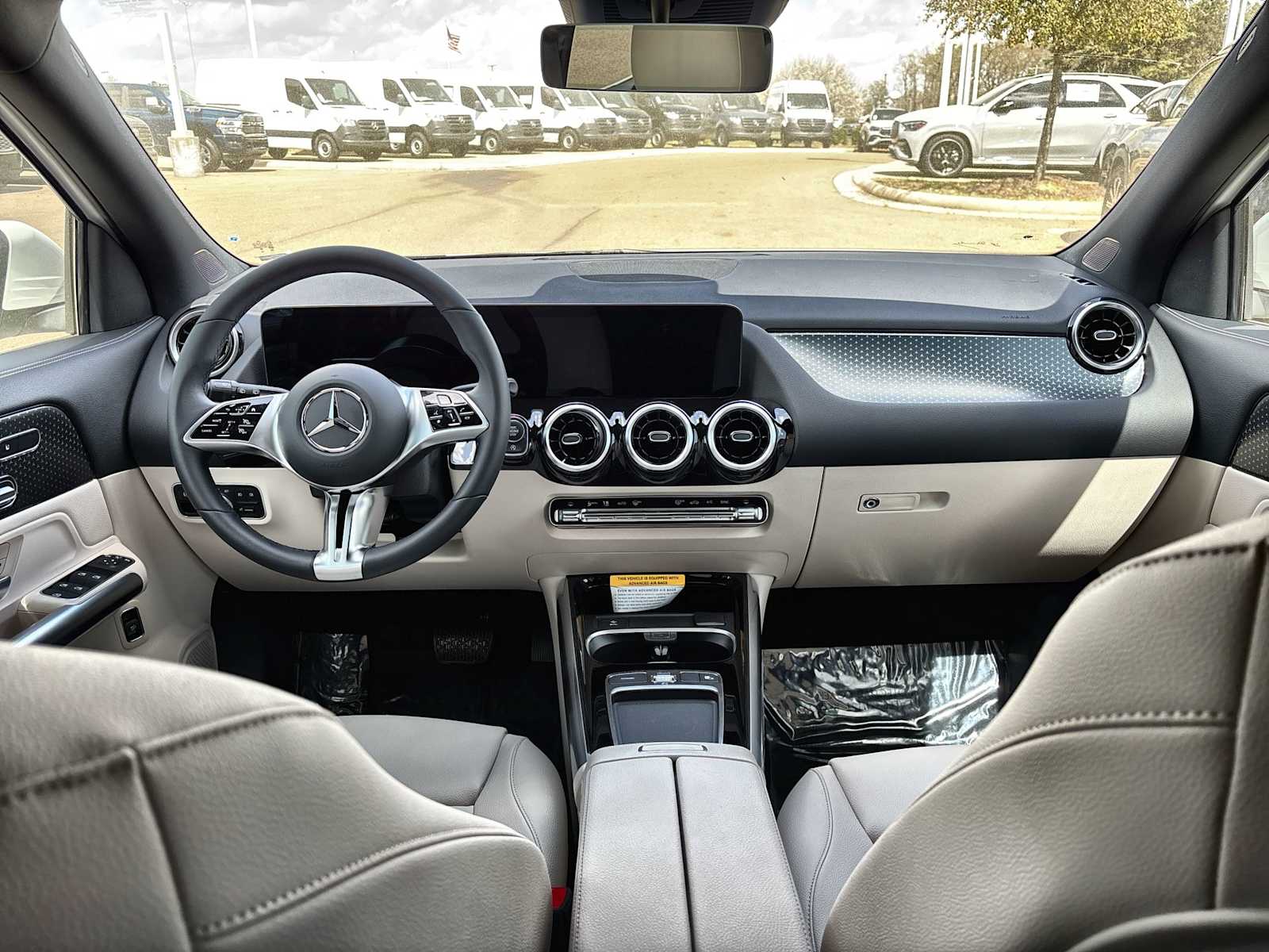 Thumbnail: 2026 Mercedes-Benz GLA - 20