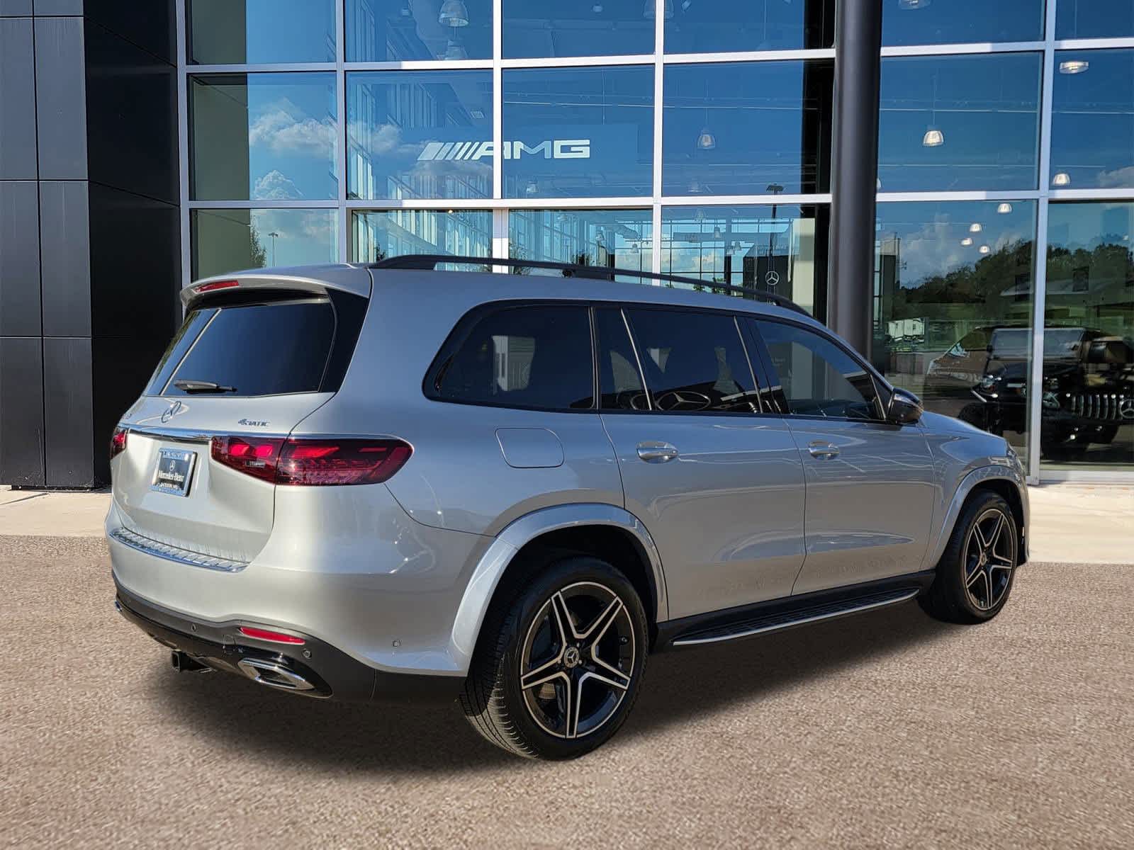 Thumbnail: 2025 Mercedes-Benz GLS - 4