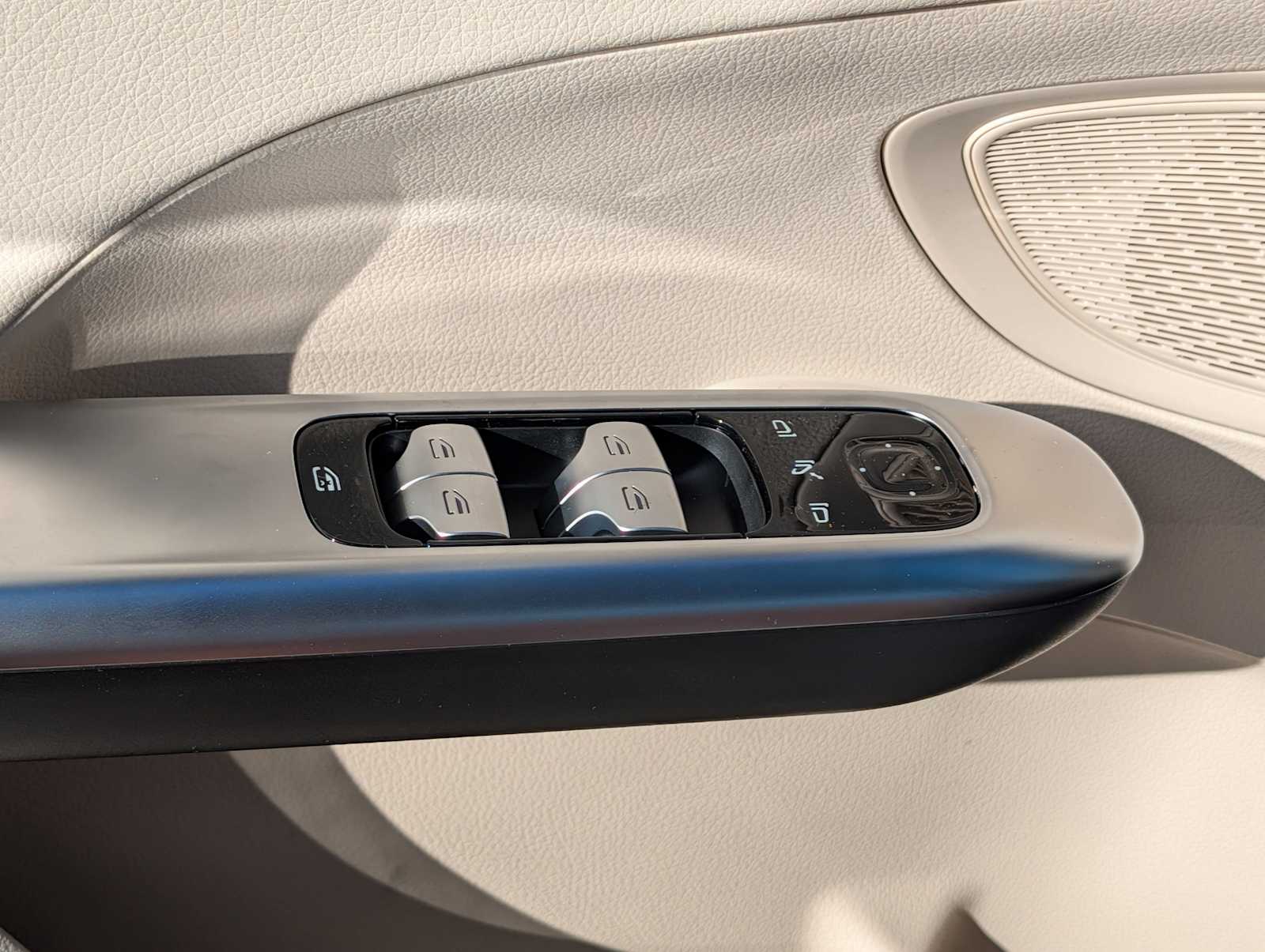 Thumbnail: 2026 Mercedes-Benz C-Class - 18