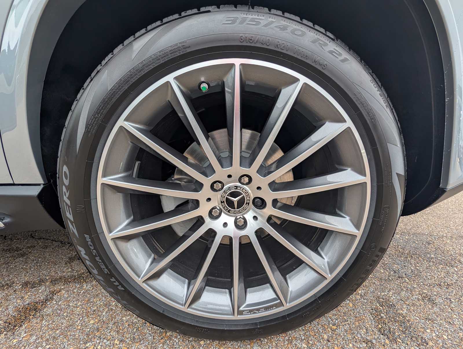 Thumbnail: 2026 Mercedes-Benz GLE - 27