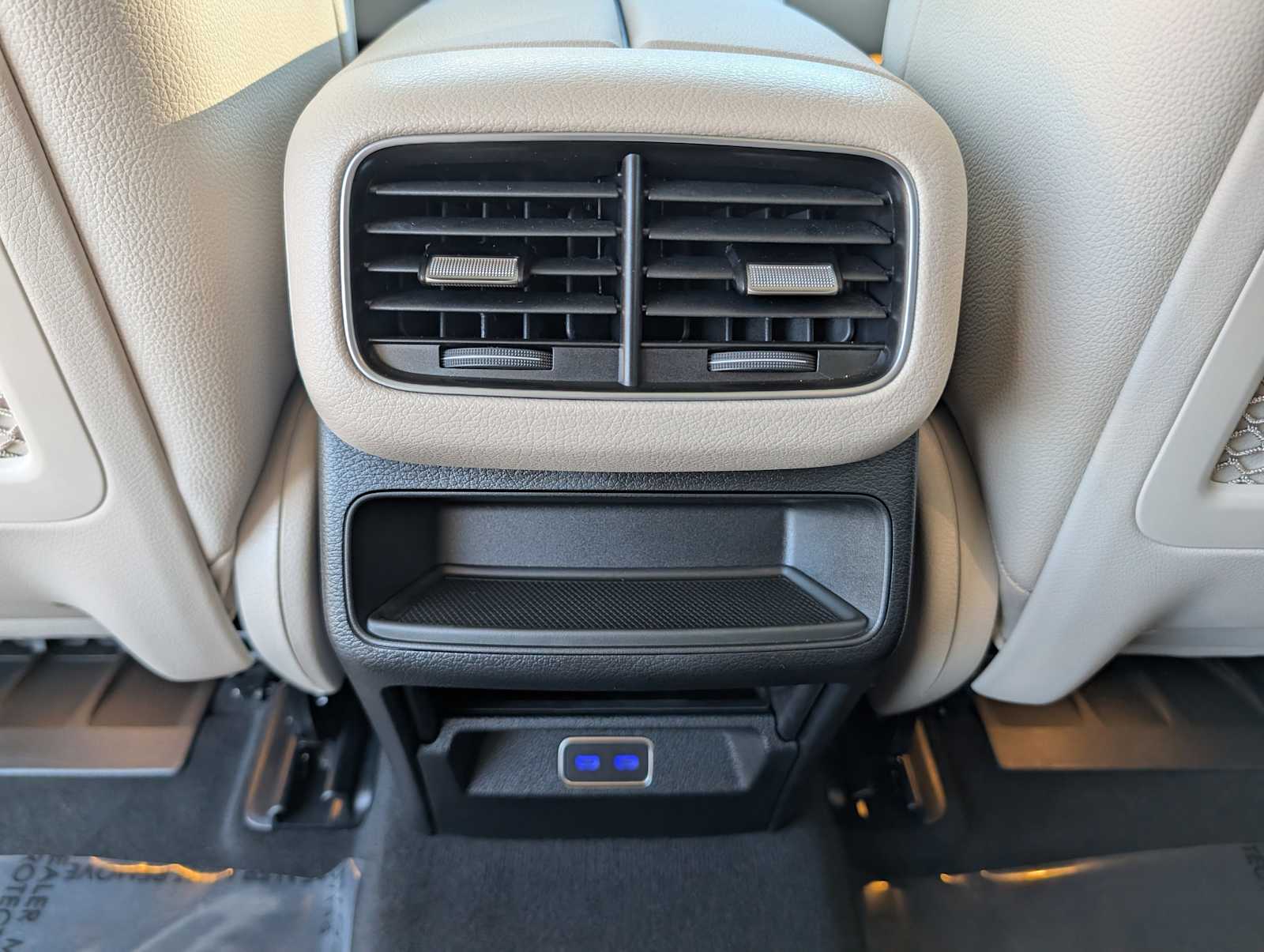 Thumbnail: 2025 Mercedes-Benz GLE - 28