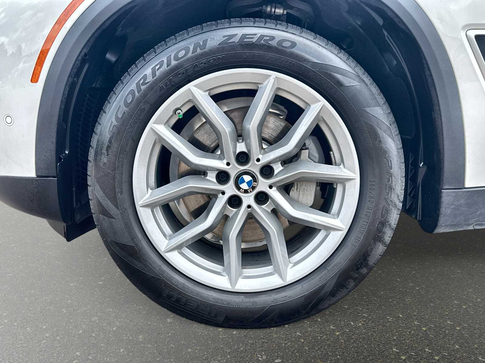 Thumbnail: 2023 BMW X5 - 13