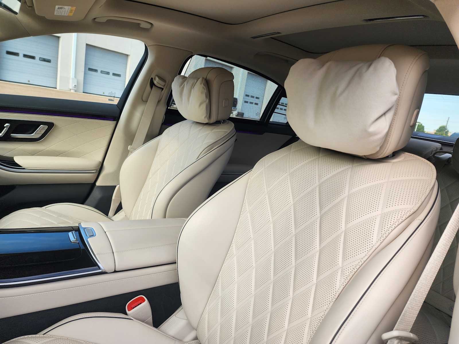 Thumbnail: 2025 Mercedes-Benz S-Class - 10
