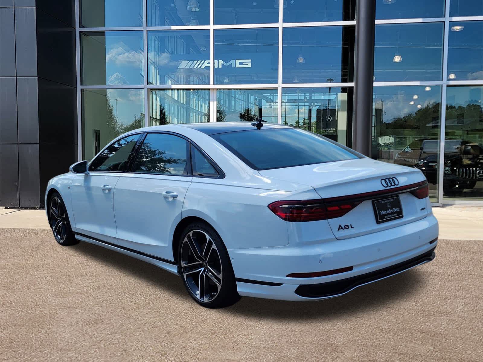 Thumbnail: 2025 Audi A8 - 23