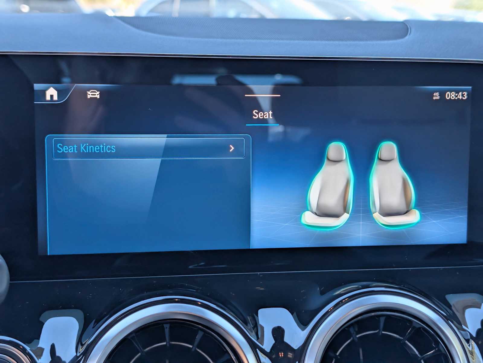 Thumbnail: 2026 Mercedes-Benz GLA - 15