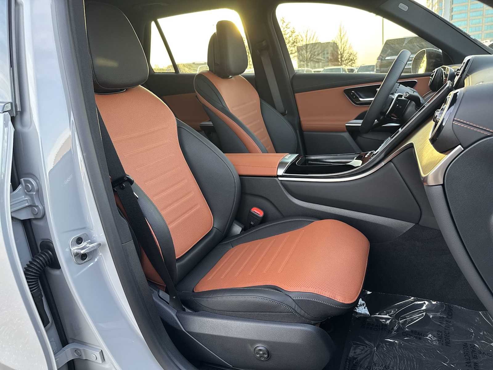 Thumbnail: 2026 Mercedes-Benz GLC - 20