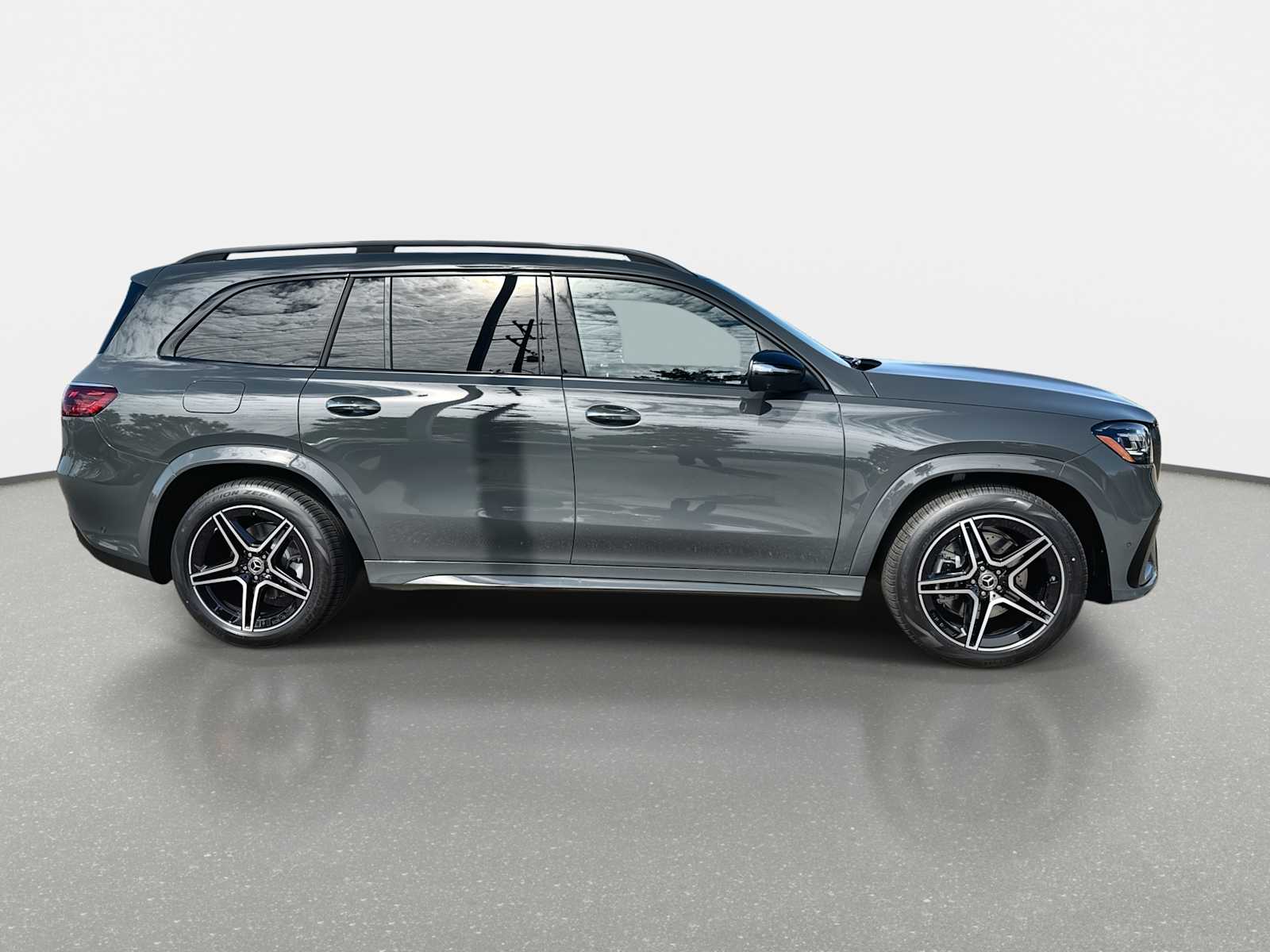 Thumbnail: 2026 Mercedes-Benz GLS - 10