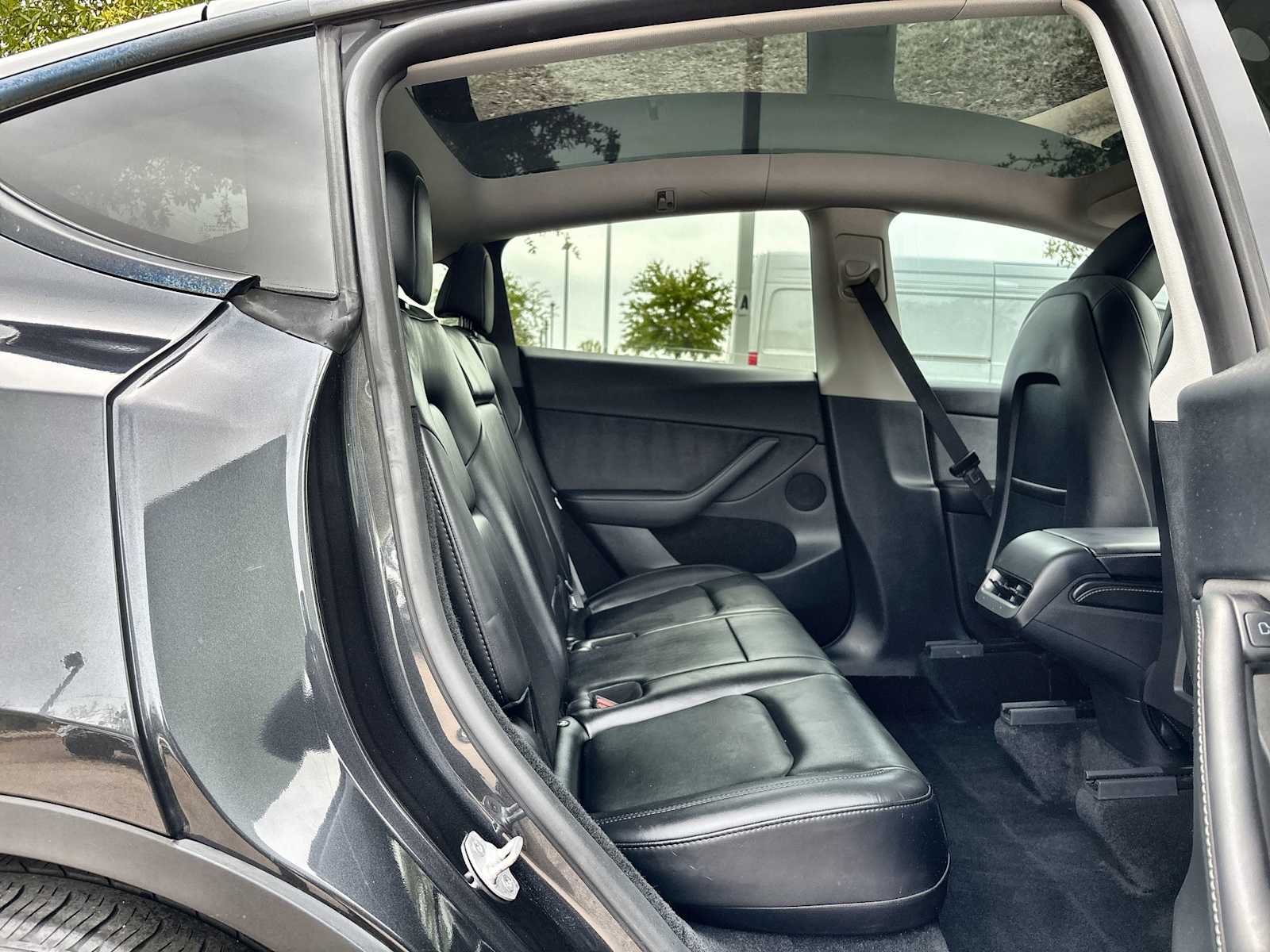 Thumbnail: 2024 Tesla Model Y - 18