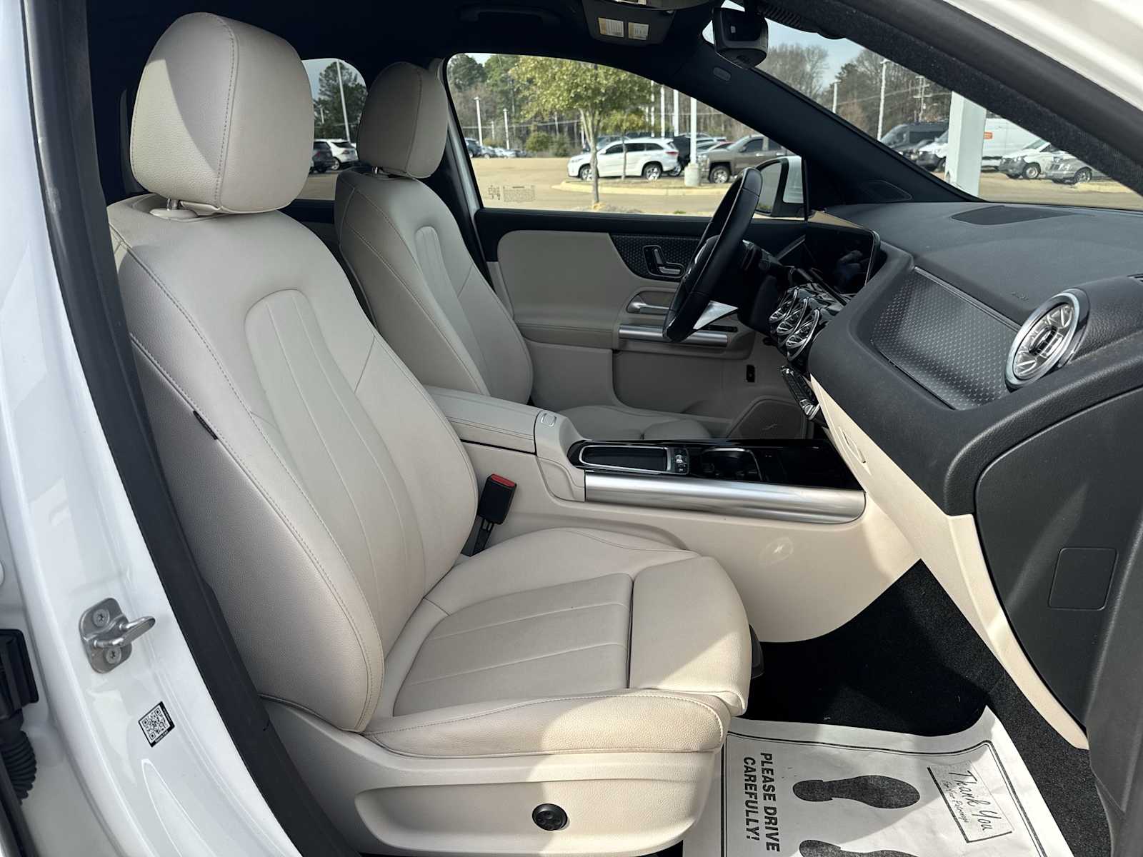 Thumbnail: 2025 Mercedes-Benz GLA - 19