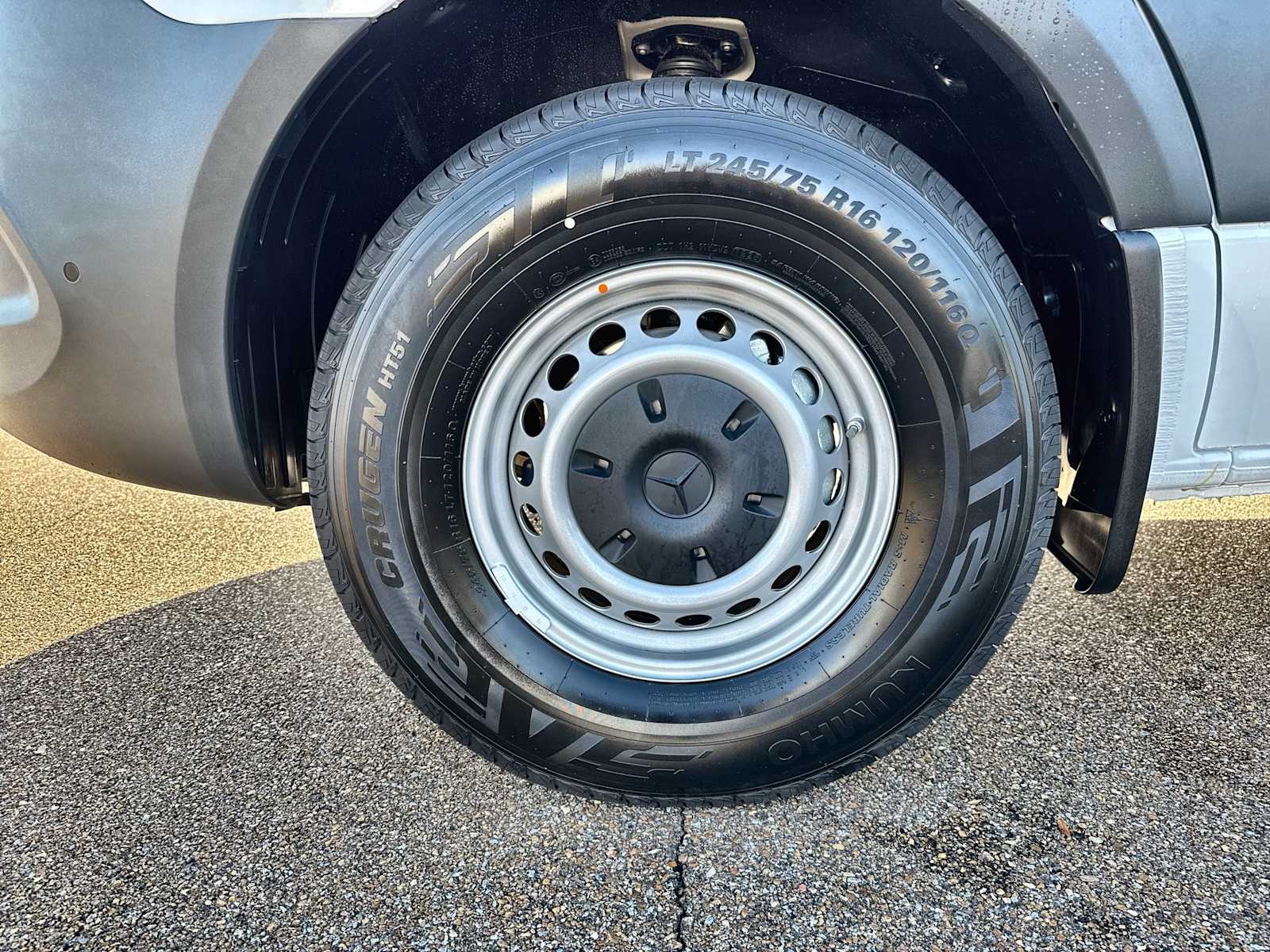 Thumbnail: 2026 Mercedes-Benz Sprinter - 13