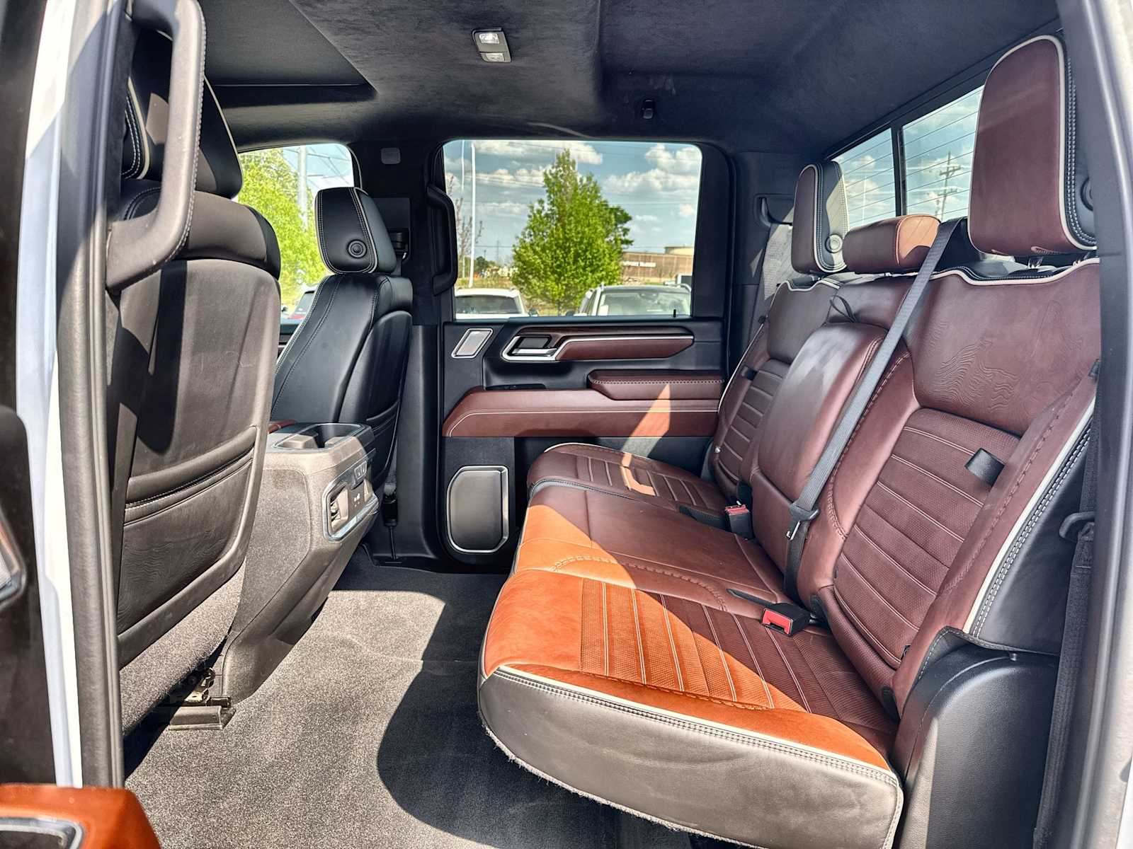 Thumbnail: 2024 GMC Sierra 2500 - 4