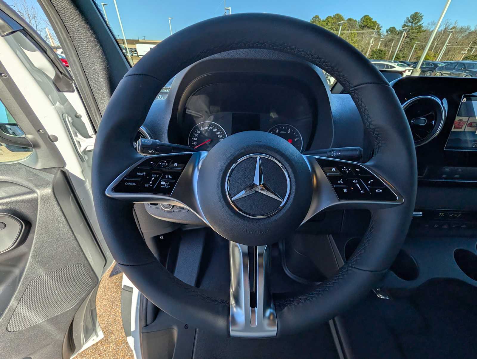 Thumbnail: 2026 Mercedes-Benz Sprinter - 7