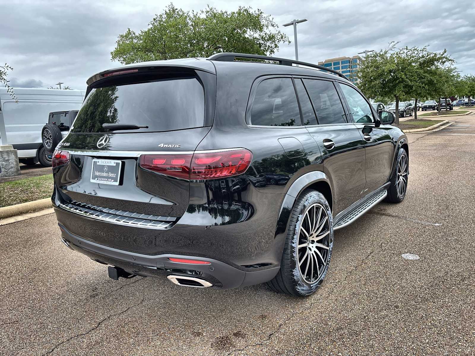 Thumbnail: 2026 Mercedes-Benz GLS - 8