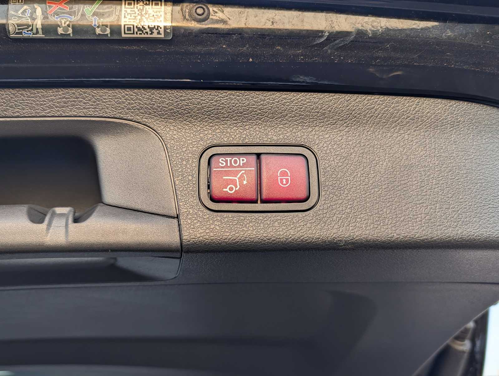 Thumbnail: 2025 Mercedes-Benz GLS - 29