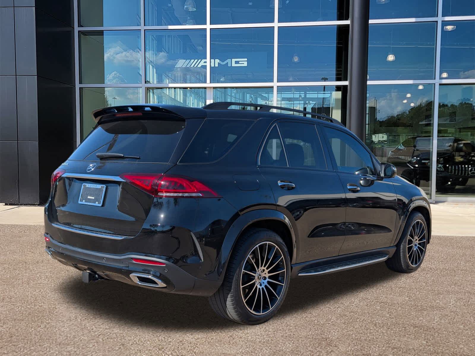 Thumbnail: 2023 Mercedes-Benz GLE - 4